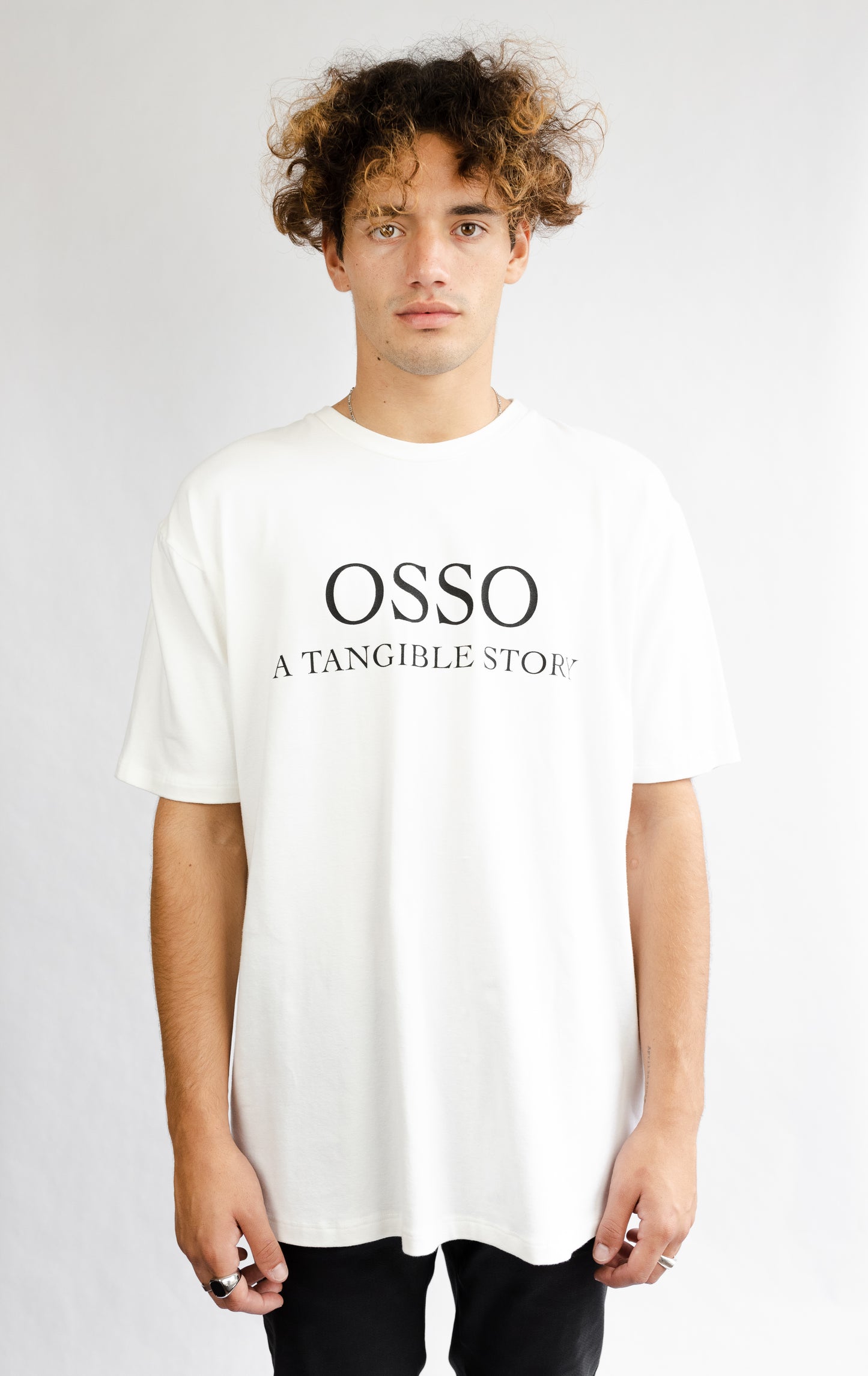 Maison Tee - White